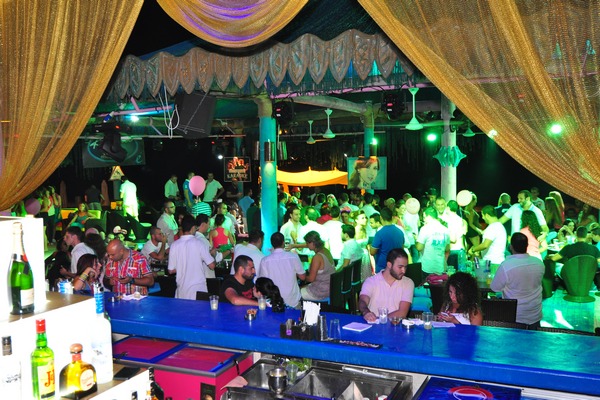Saturday Night At Edde Sands